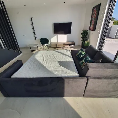 Tsiolakki Homes Luxury * Protaras