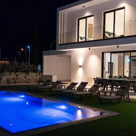 Tsiolakki Homes Luxury פרוטאראס
