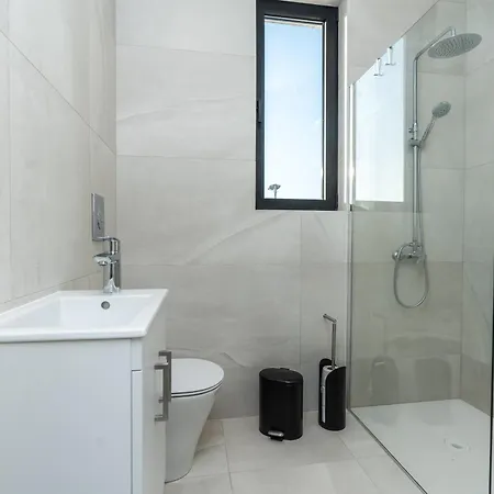 Tsiolakki Homes Luxury