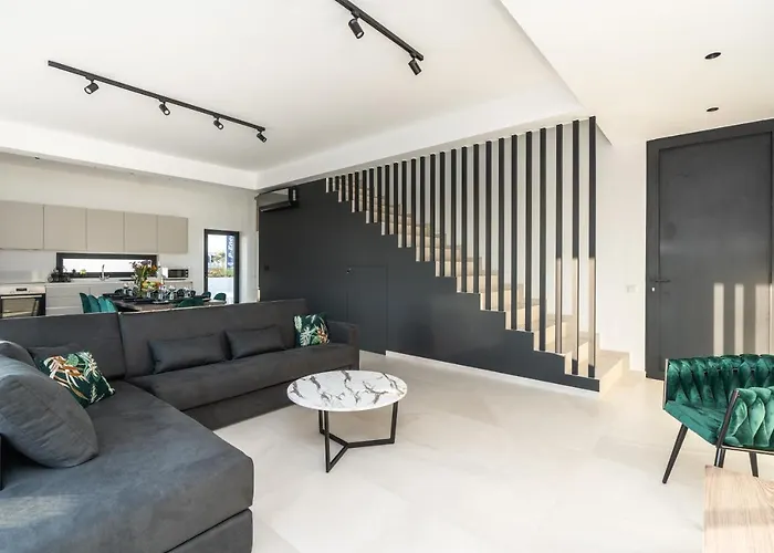 Tsiolakki Homes Luxury Willa Protaras