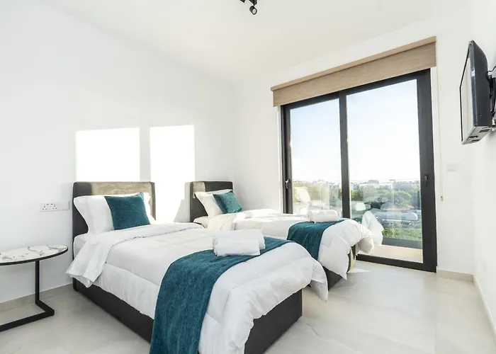 Willa Tsiolakki Homes Luxury *