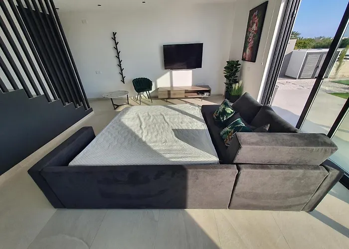 Tsiolakki Homes Luxury * Protaras