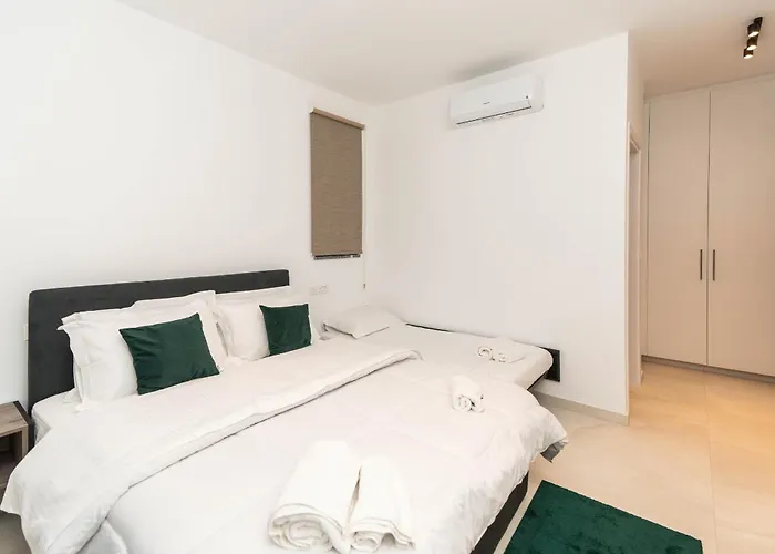 Tsiolakki Homes Luxury Villa Protaras