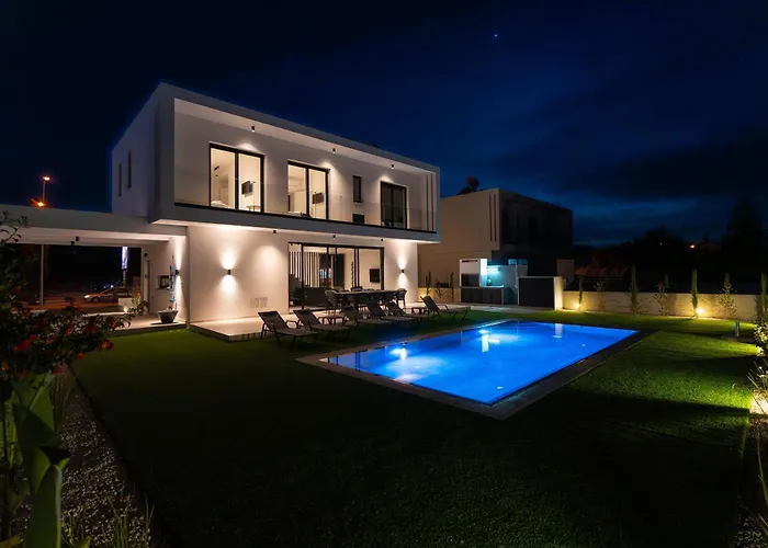Tsiolakki Homes Luxury Villa Protaras