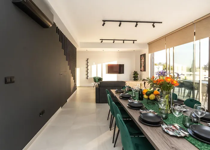 Tsiolakki Homes Luxury *