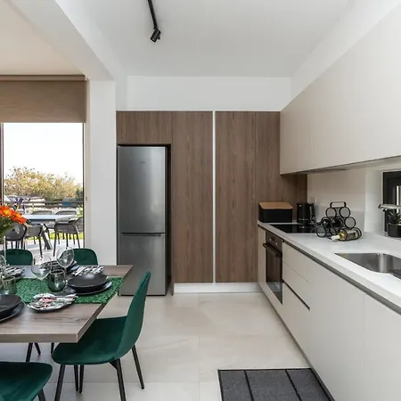 Tsiolakki Homes Luxury